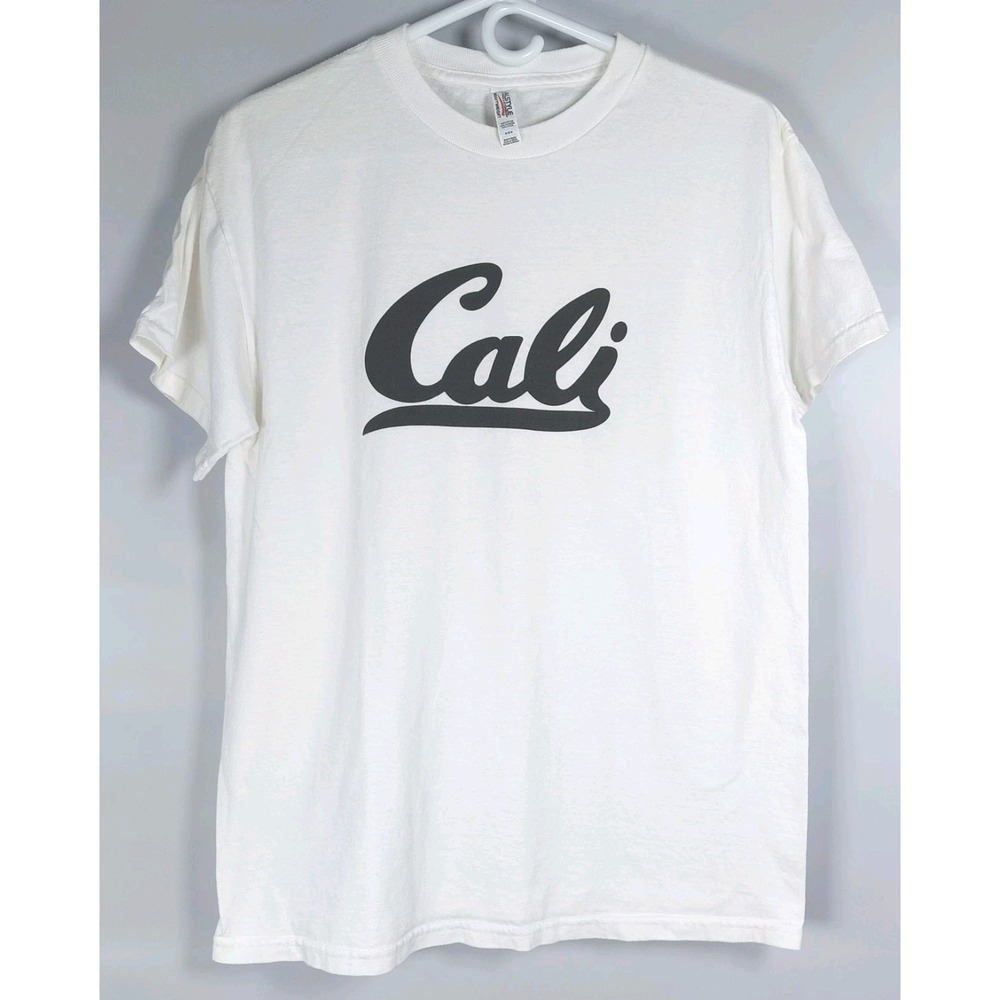 Unbranded CALI Graphic Tshirt Mens Size Medium White Short Sleeve
